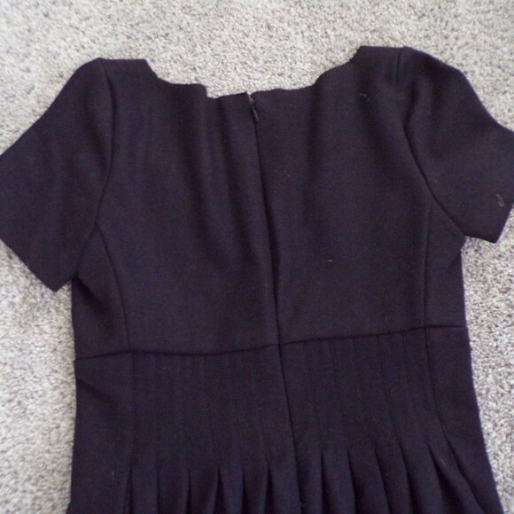 NWOT Fendi wool Midi Italian dress 42 - Picture 9 of 9